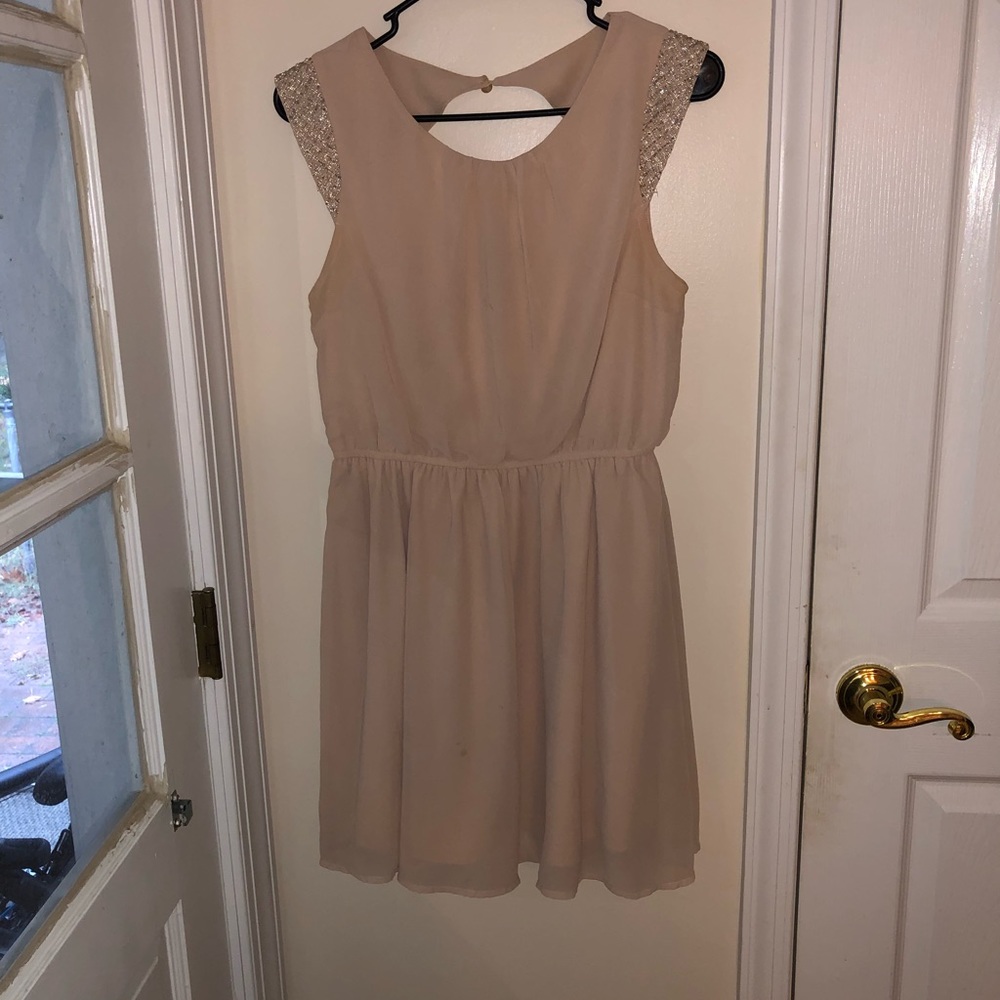 Beige pink dress